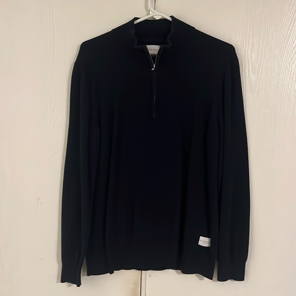 Five Four Men’s Navy 1/4 zip sweater. Medium.